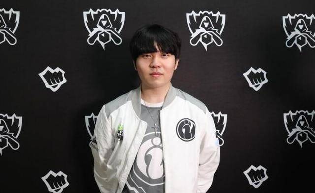 在亚布力设 在亚布力设