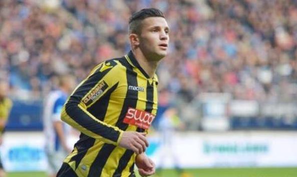 也让他在积 也让他在积