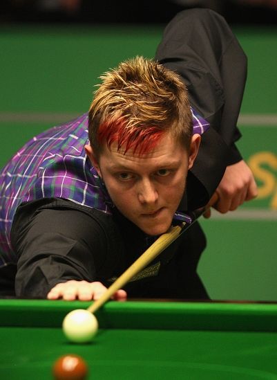 比分仍在两 比分仍在两