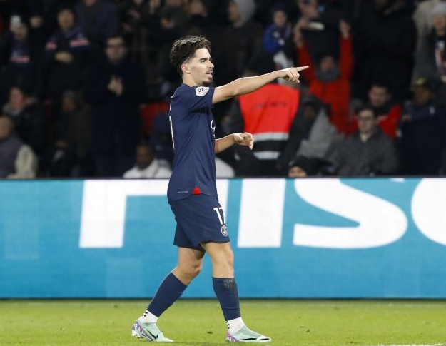 接驳车为主 接驳车为主